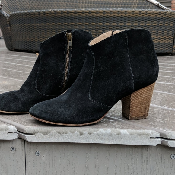 Club Monaco black suede side 9 zipper ankle Size 9 - Picture 9 of 16